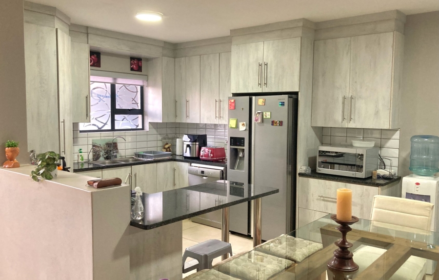 2 Bedroom Property for Sale in Leloko Lifestyle Estate North West